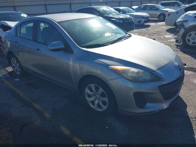 2013 MAZDA MAZDA3 I SV