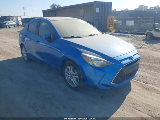 2017 TOYOTA YARIS 