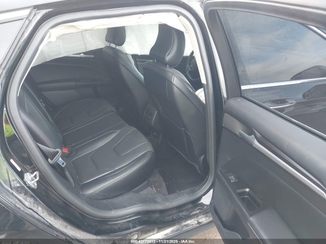 FORD FUSION TITANIUM - 8