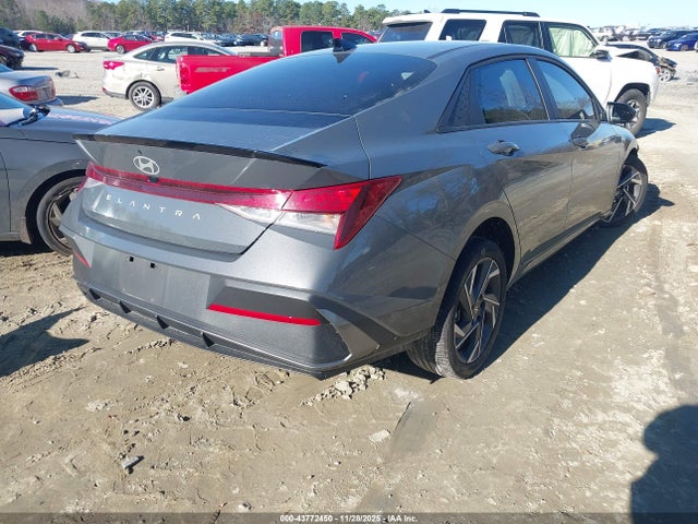 HYUNDAI ELANTRA SEL SPORT - 4