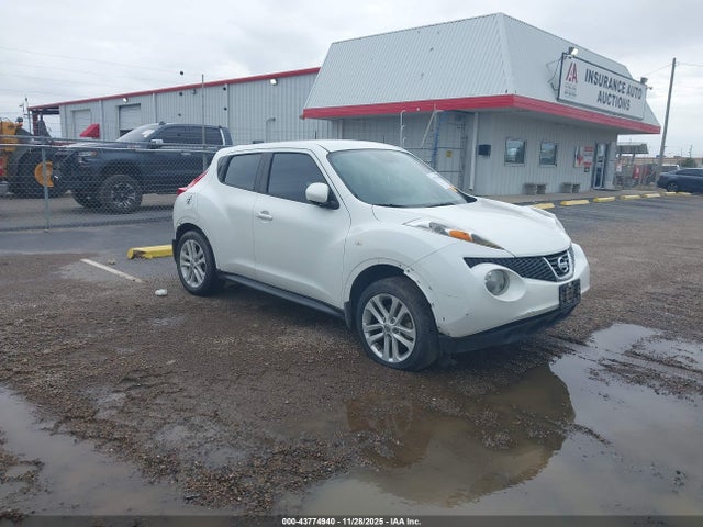 2013 NISSAN JUKE S