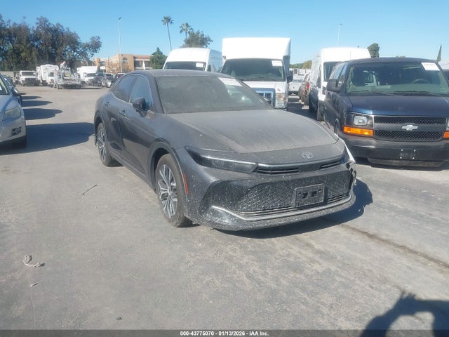 2023 TOYOTA CROWN XLE