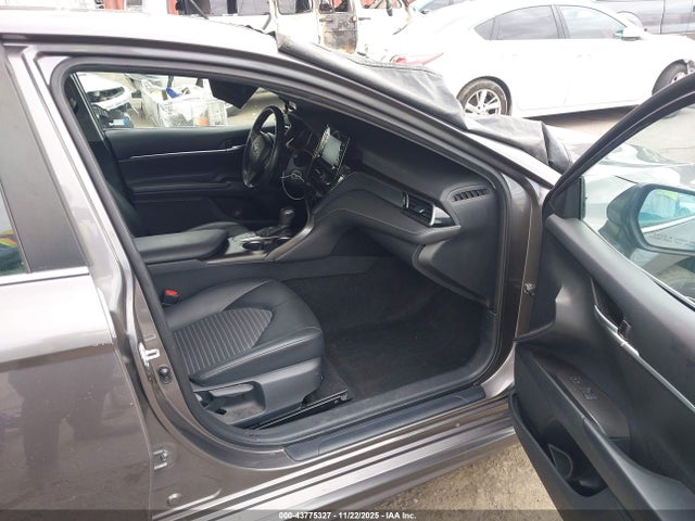 صورة 5 لـ 2023 Toyota CAMRY SE