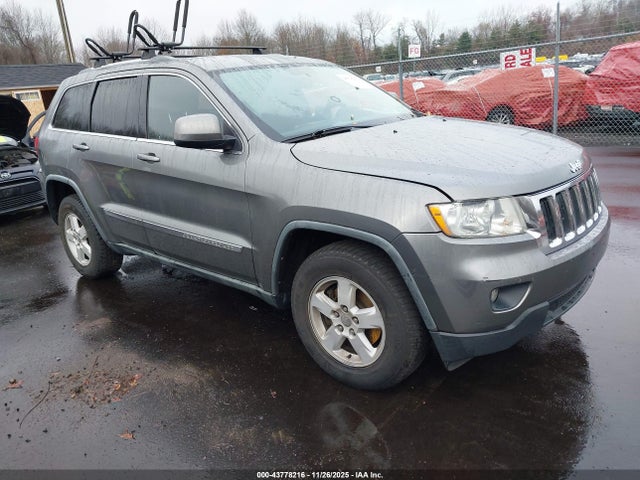 2011 JEEP GRAND CHER LAREDO
