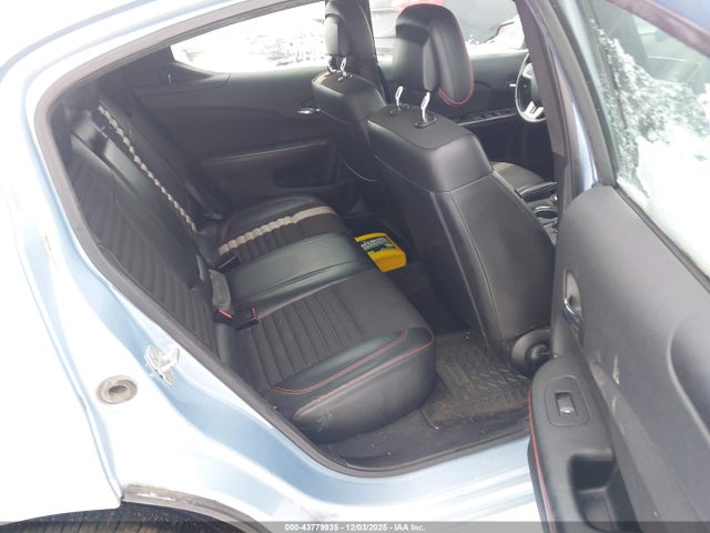 DODGE AVENGER R/T - 8