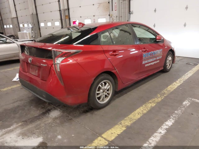 TOYOTA PRIUS - 4