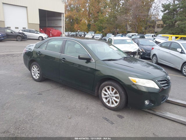2010 TOYOTA CAMRY XLE