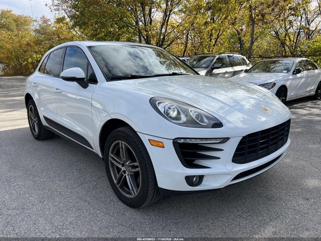 2016 PORSCHE MACAN S