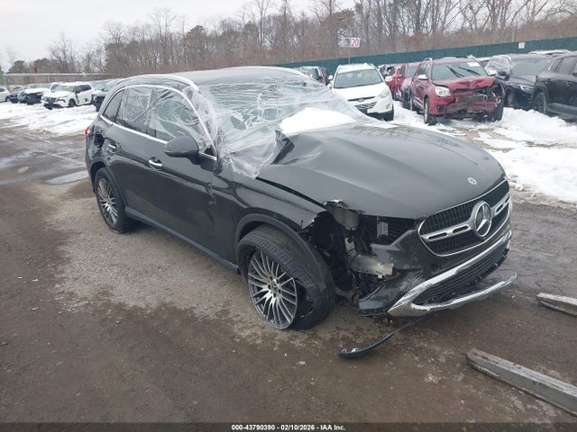 2025 MERCEDES-BENZ GLC 300 4MATIC SUV