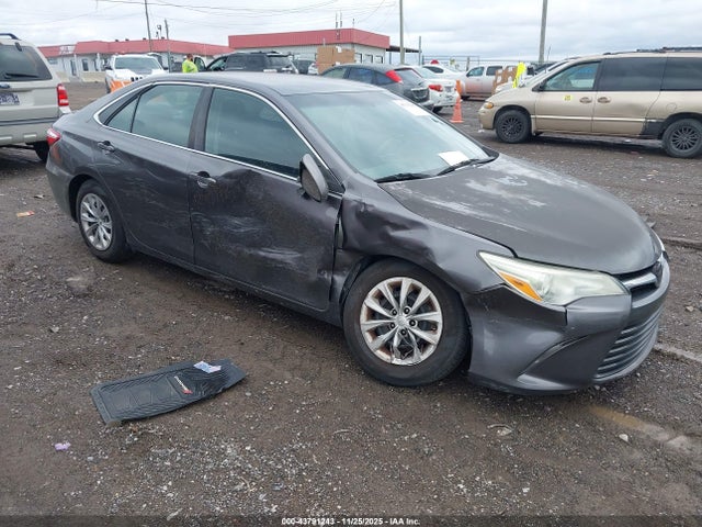 2015 TOYOTA CAMRY LE