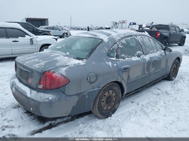 FORD TAURUS SE - 4