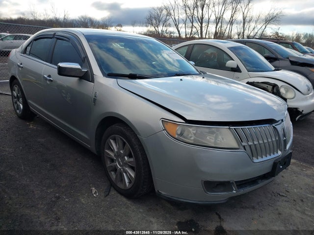 2012 LINCOLN MKZ 
