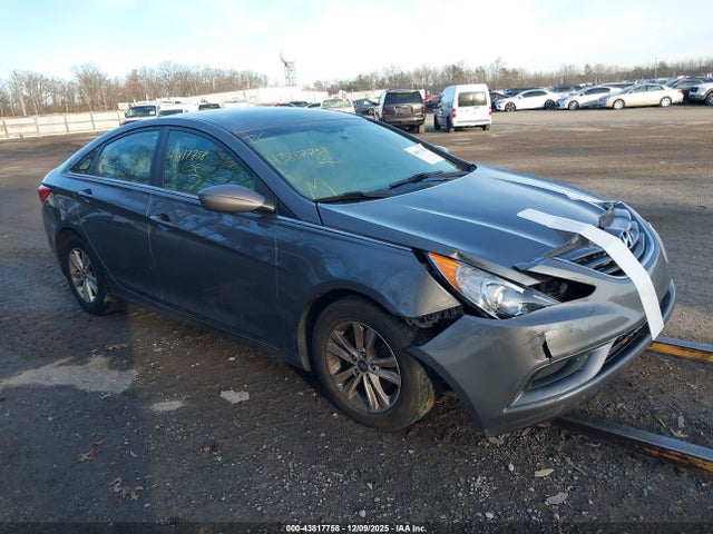 2011 HYUNDAI SONATA GLS