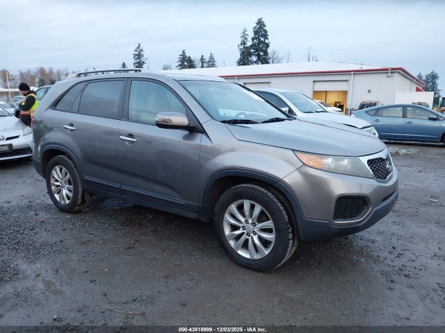 2011 KIA SORENTO LX V6