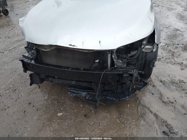 صورة مصغرة 6 لـ 2017 Toyota CAMRY LE