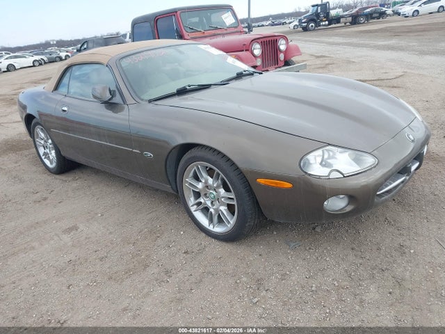 2001 JAGUAR XK 