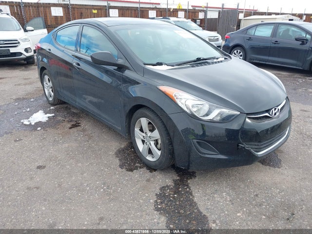 HYUNDAI ELANTRA GLS - 1