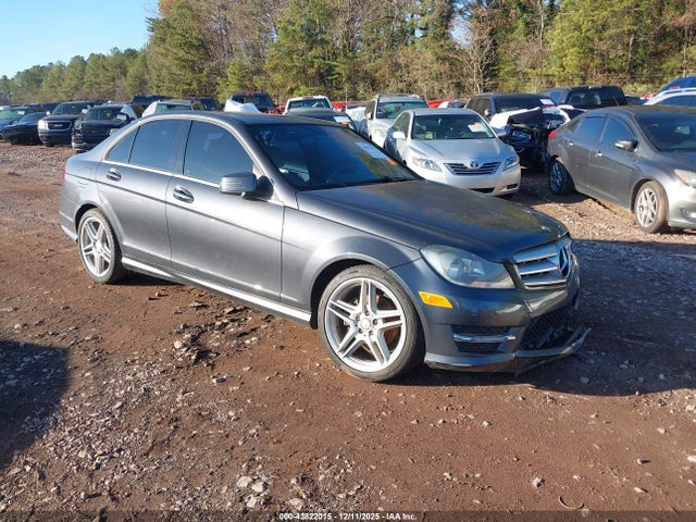 2013 MERCEDES-BENZ C 250 SPORT