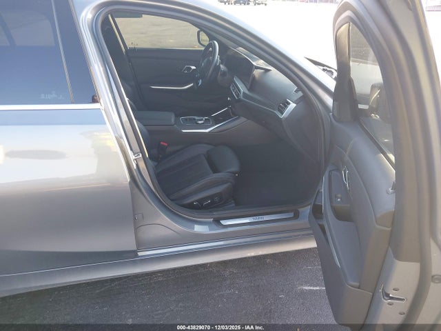 2024 BMW 330I 照片 5