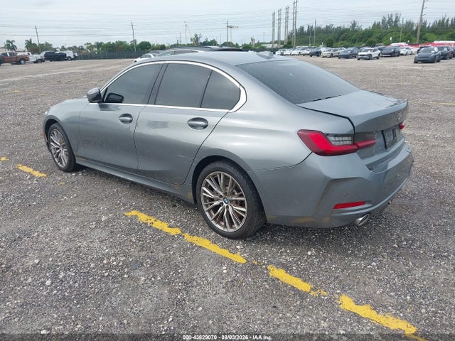 2024 BMW 330I 照片 3