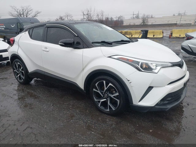 2019 TOYOTA C-HR XLE