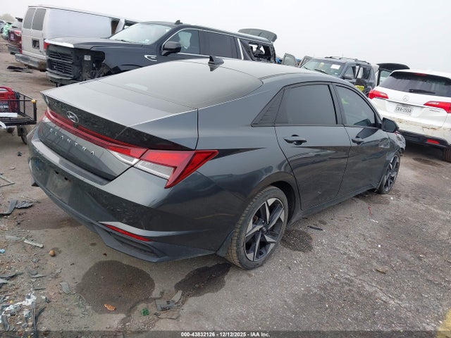 HYUNDAI ELANTRA SEL - 4