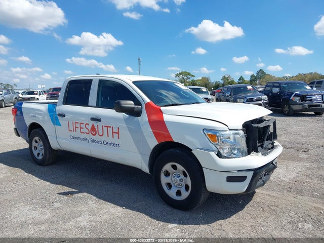 2022 NISSAN TITAN S