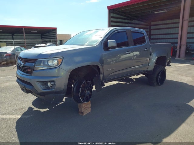 CHEVROLET COLORADO Z71 - 2