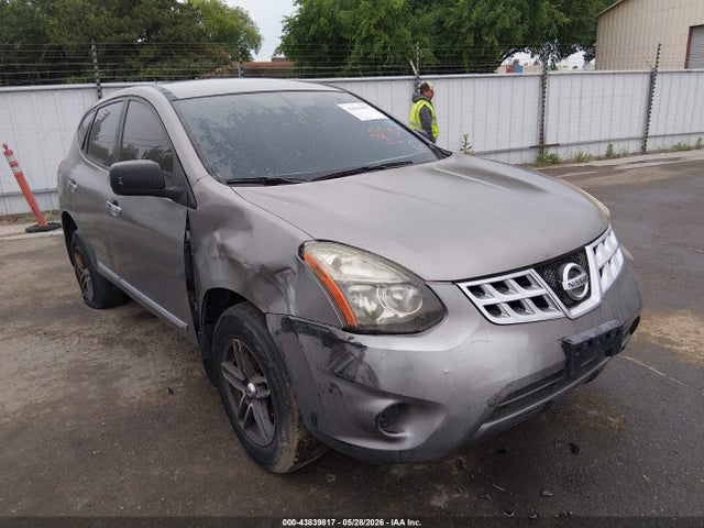2014 NISSAN ROGUE S