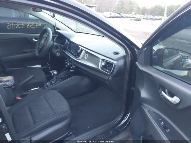 KIA RIO S - 5