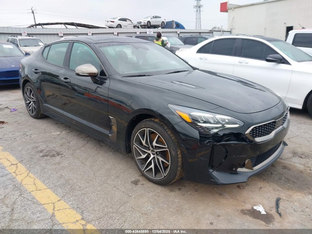 2023 KIA STINGER GT-LINE