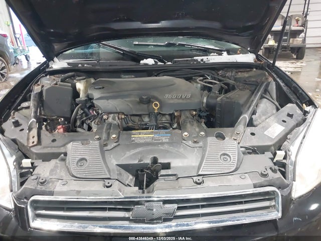 CHEVROLET IMPALA LT - 10