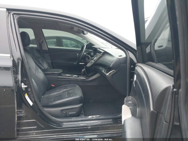 2015 Toyota Avalon, VIN: 4T1BK1EB2FU147291