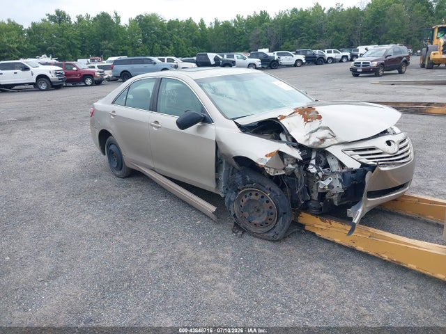 2009 TOYOTA CAMRY LE