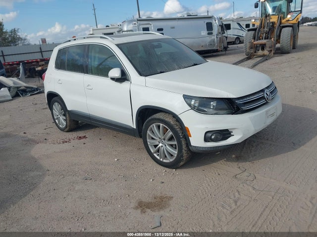 2012 VOLKSWAGEN TIGUAN SE