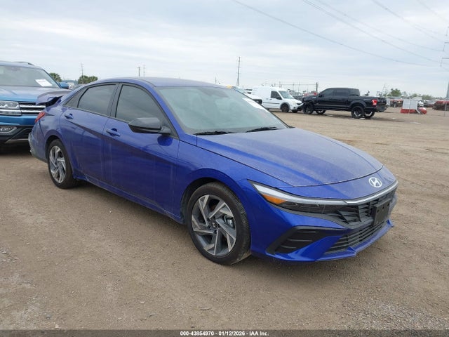 HYUNDAI ELANTRA SEL SPORT - 1