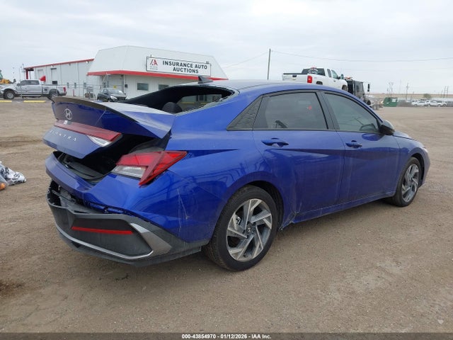 HYUNDAI ELANTRA SEL SPORT - 4