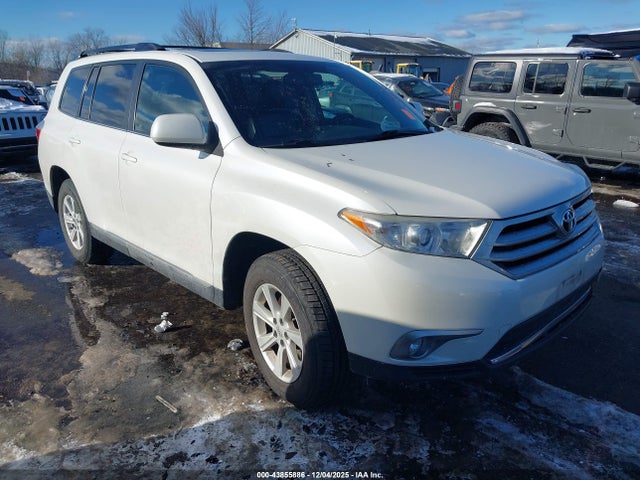 2013 TOYOTA HIGHLANDER SE V6