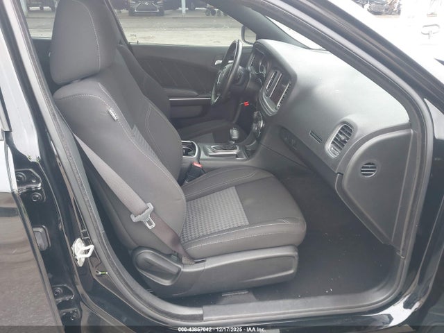 DODGE CHARGER SXT - 5