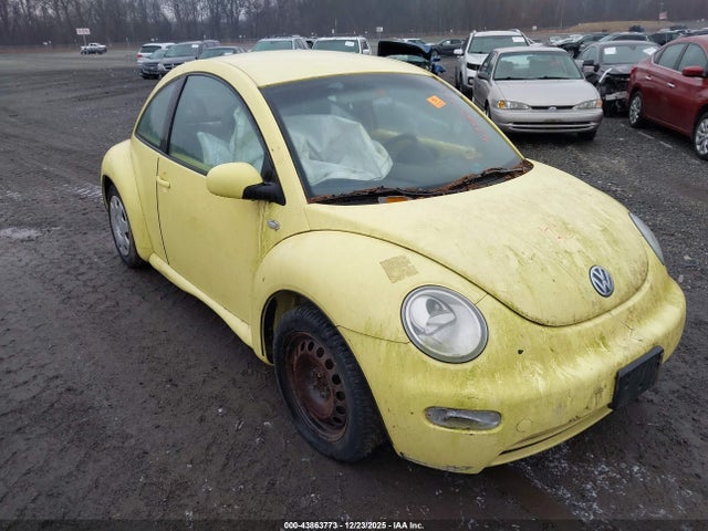 2001 VOLKSWAGEN NEW BEETLE GL