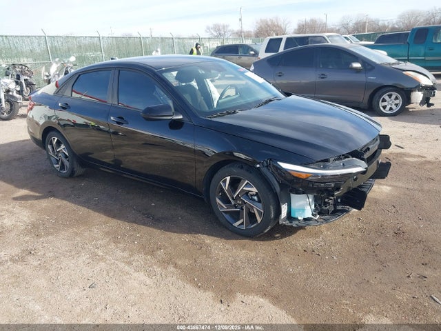 HYUNDAI ELANTRA SEL SPORT - 1