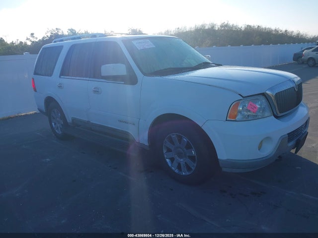 2003 LINCOLN NAVIGATOR 