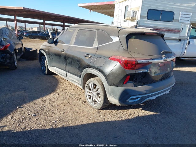 2021 KIA SELTOS S 3