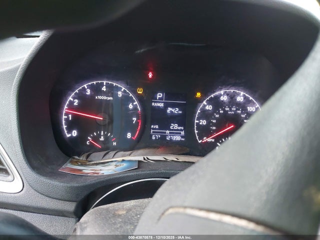 HYUNDAI ACCENT SE - 7