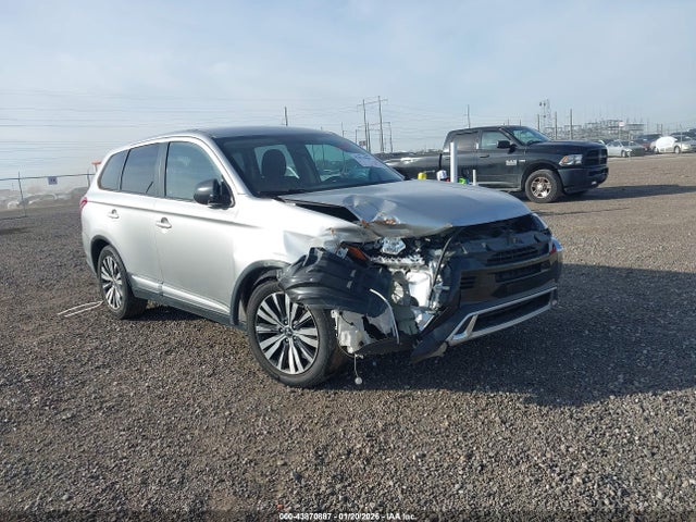 2019 MITSUBISHI OUTLANDER ES