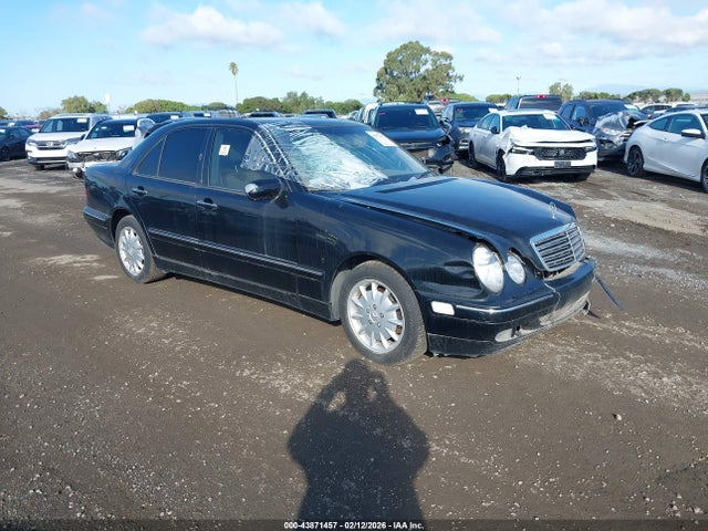 2001 MERCEDES-BENZ E 320 