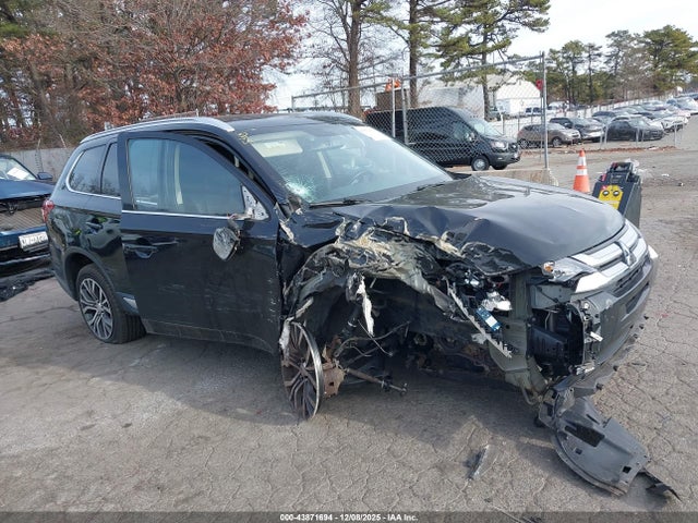 2017 MITSUBISHI OUTLANDER SE/SEL