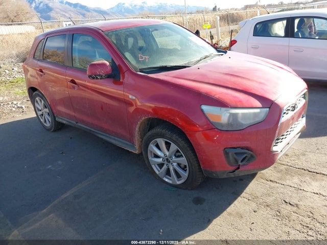 2015 MITSUBISHI OUTLANDER ES