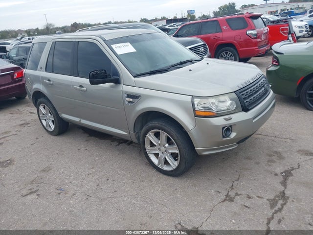 2014 LAND ROVER LR2 HSE