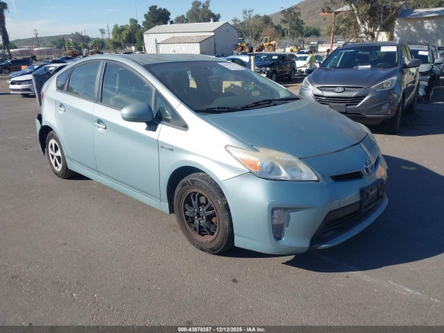 2015 TOYOTA PRIUS TWO